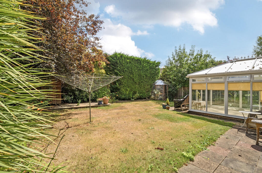 1327589-5-687e2ff...