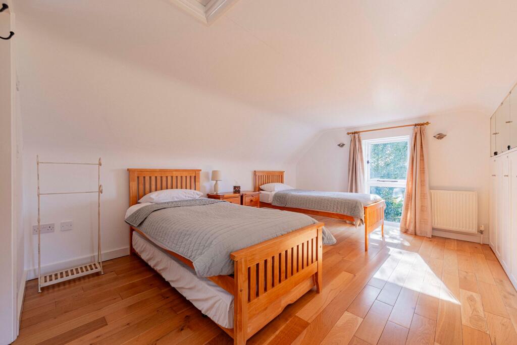 Annexe Bedroom Two (1)