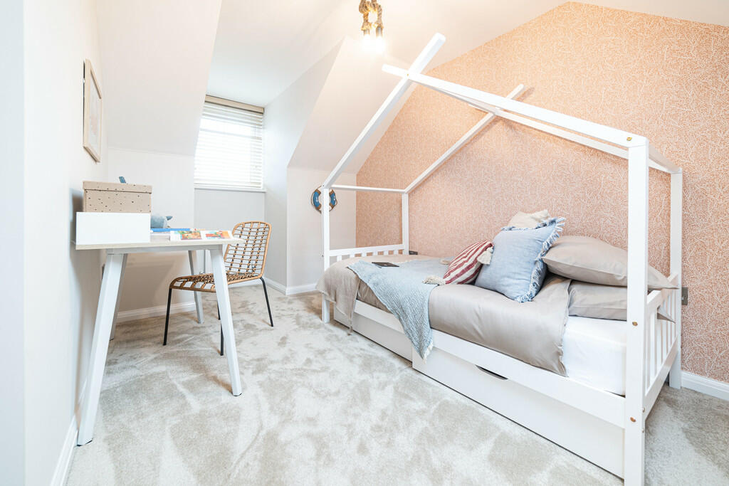Fourth bedroom