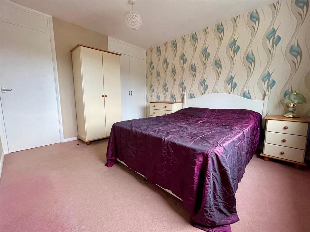 F9 Grange Bedroom.jpeg