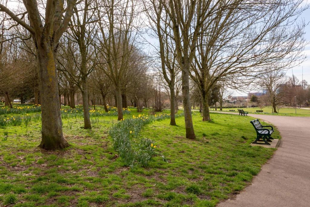 Hove Park-2.jpg
