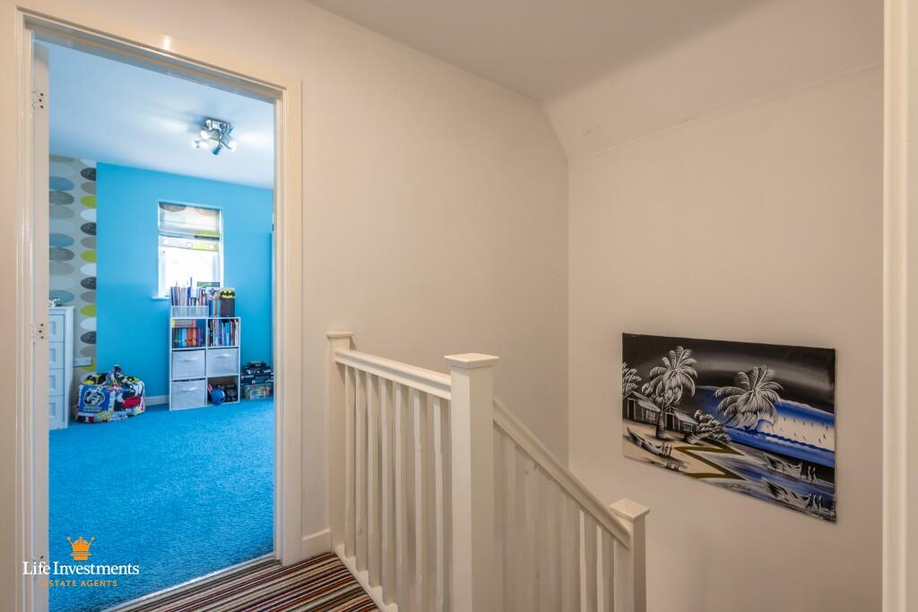 2nd Floor Landing