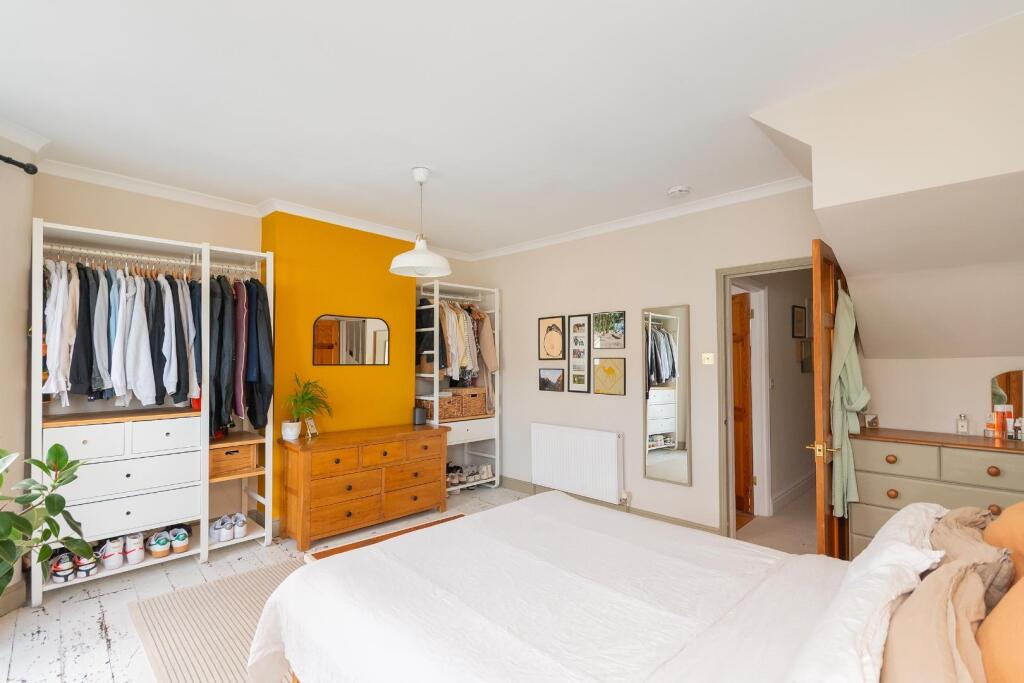 3C9RBN - Bedroom F.jpg