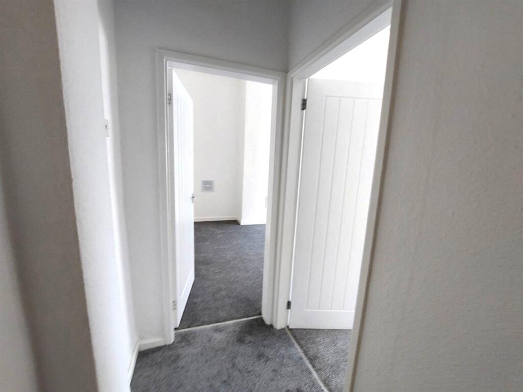 Flat 5 City Road 7.jpg
