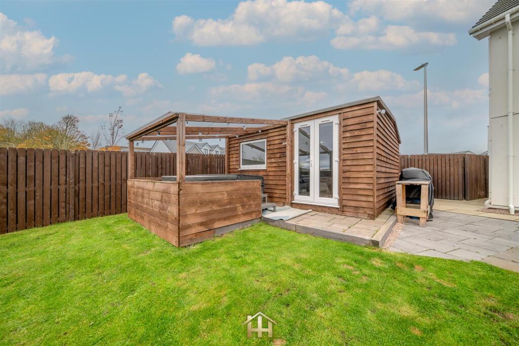 29 CASTLEVIEW PL 031125 EDIT (32 of 35).jpg