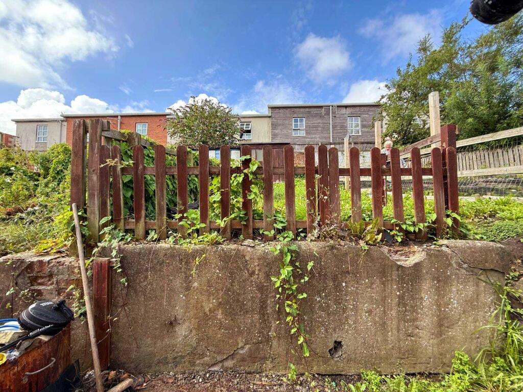 e5c8d49c-5db6-498f-b23d-c56e94152fb5