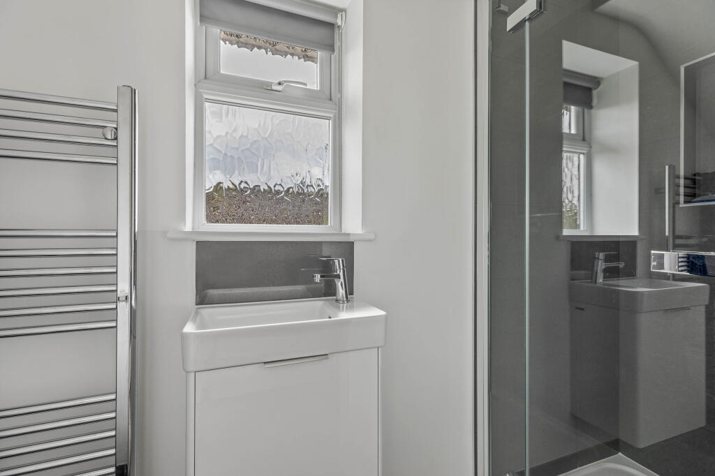 8 Spinfield Lane West, SL7 2DB (LOW RES)-8