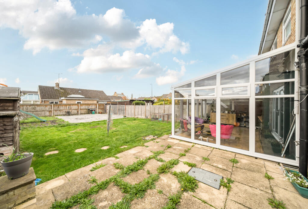 1373743-2-6900ed1...