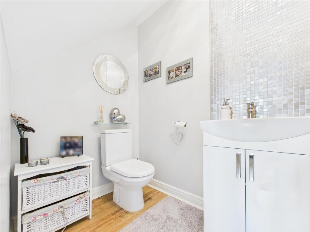Guest Cloakroom