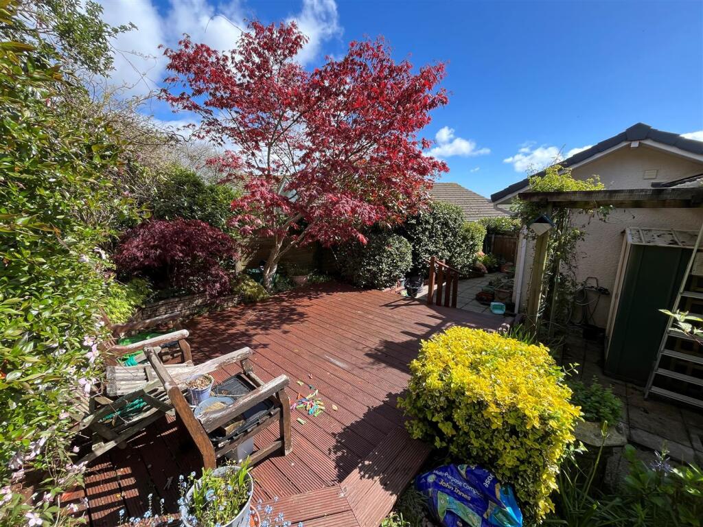 Garden 2.jpg