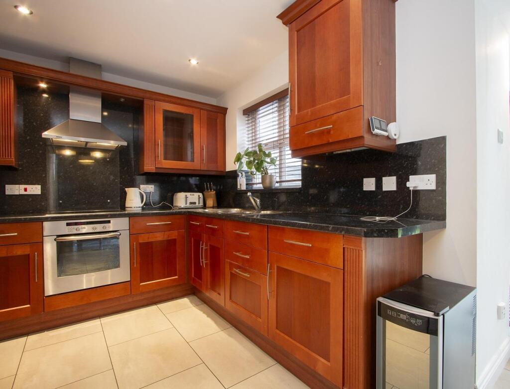 14 Hadleigh Drive, Sutton kitchen 1.jpg
