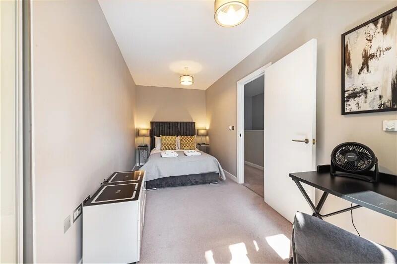 4_danvers_bed_112...