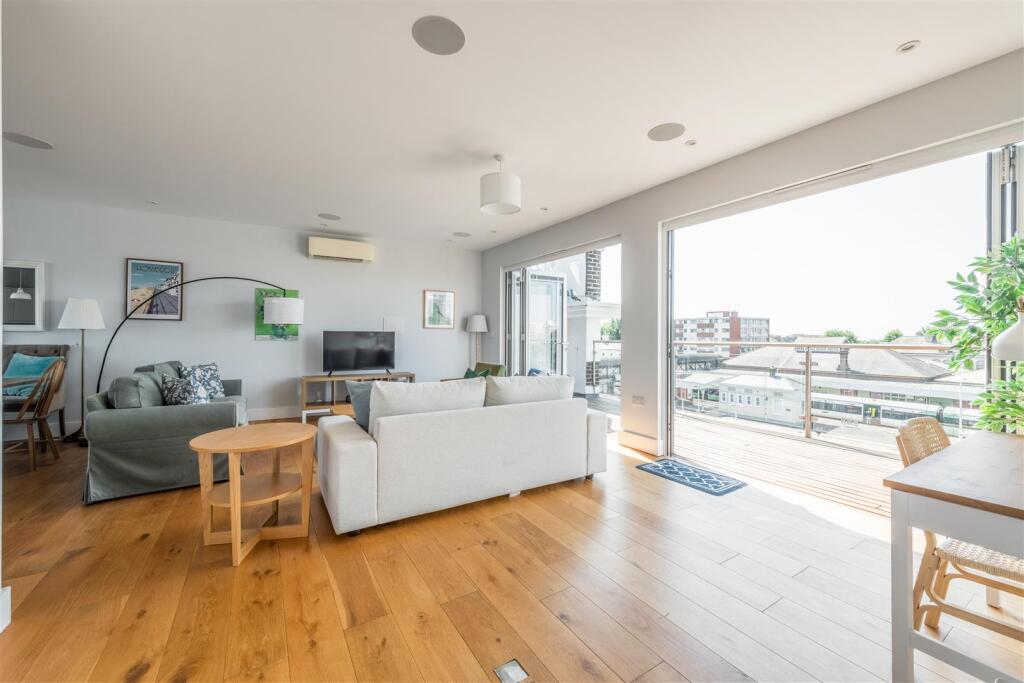 7 Shalimar House-9.jpg