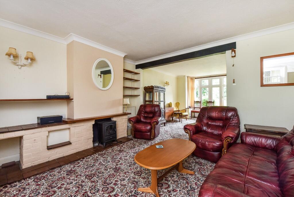 Living/Dining Room