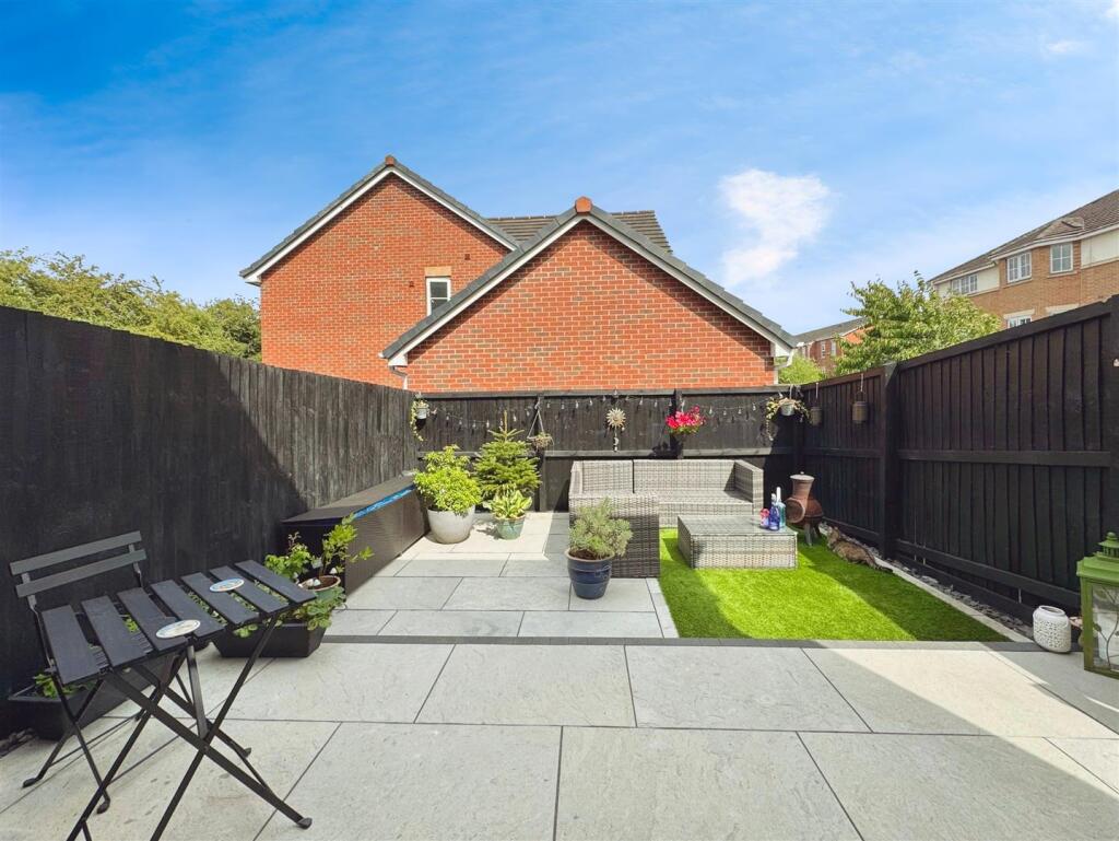 32eef0eb-7-4815-82E8-31067DA95F30-2639-00000128085