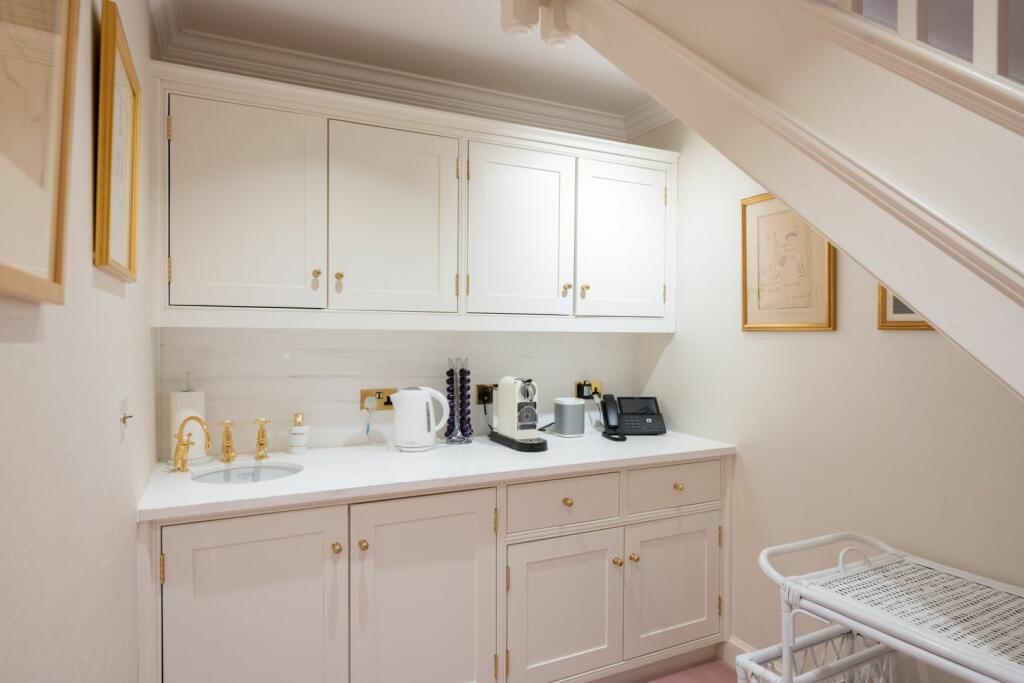 Kitchenette