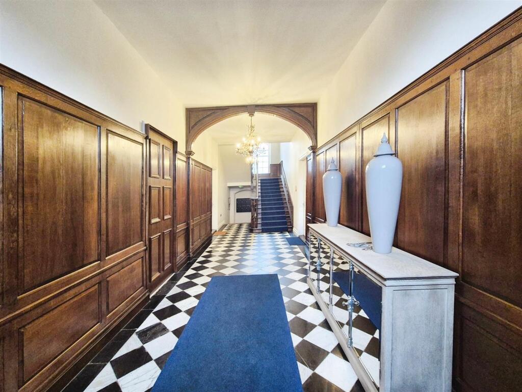 Enterance Hall.jpg
