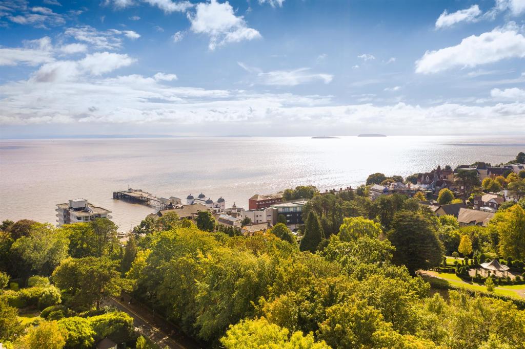 3_Beech_Road_Penarth_1.jpg
