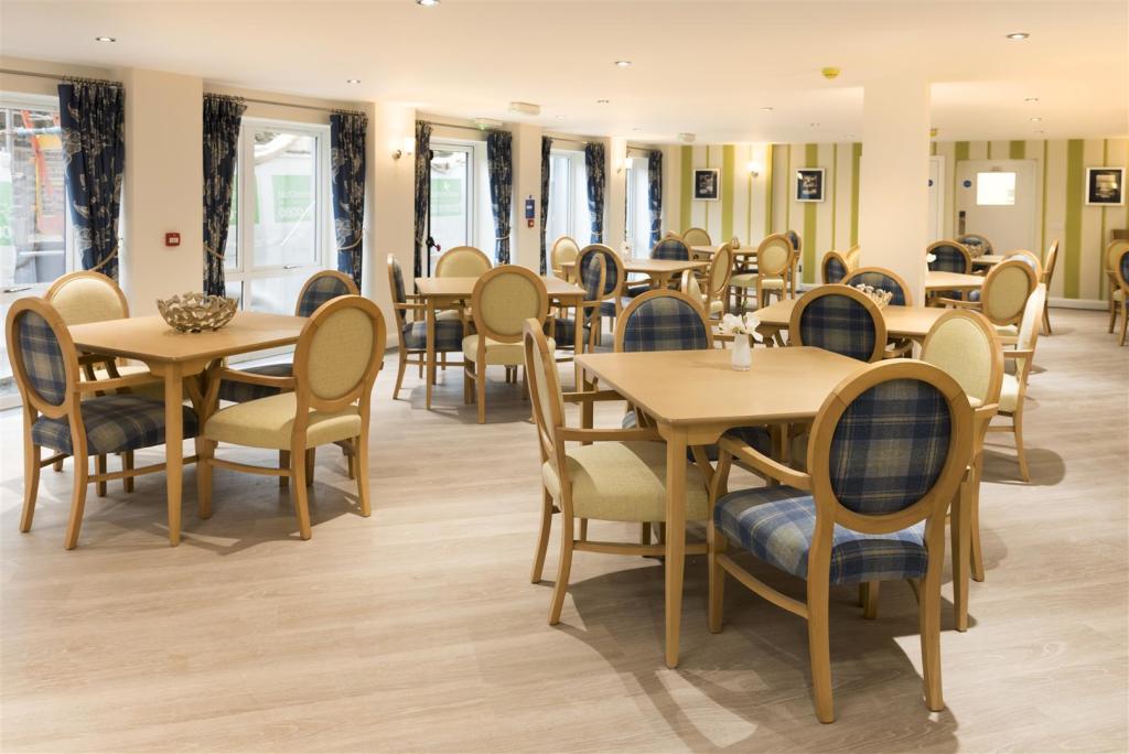 williamson court restaurant.jpg