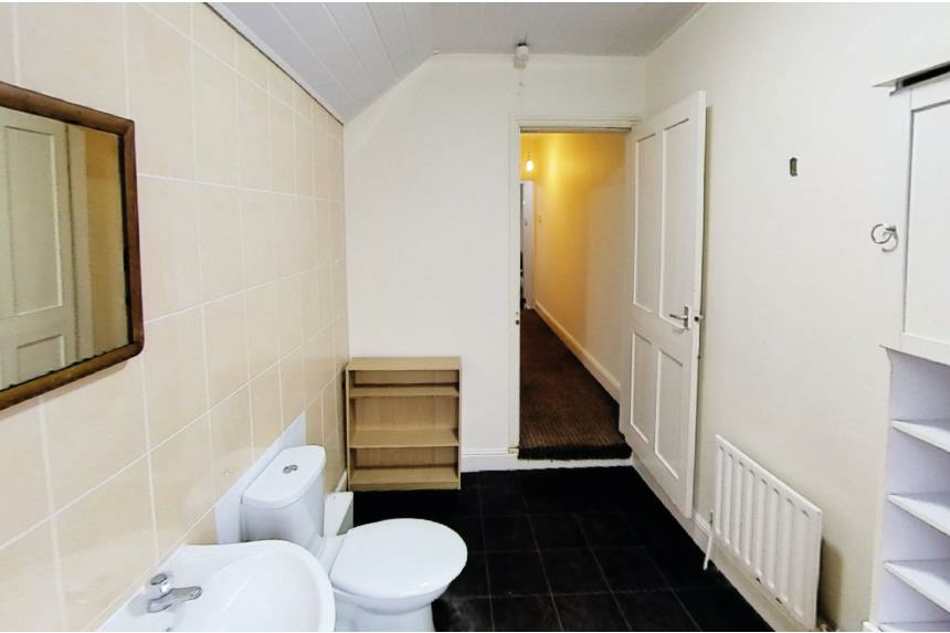 171 CLARENDON PARK ROAD-14-09.png