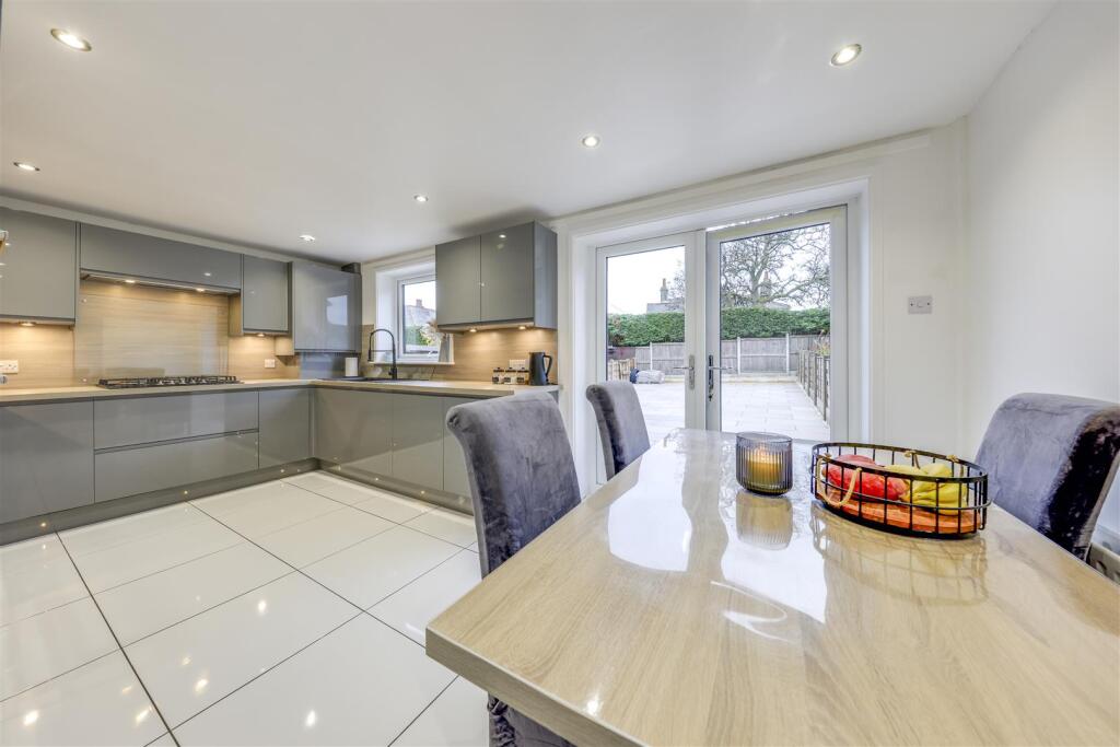 Dining / Kitchen Alt