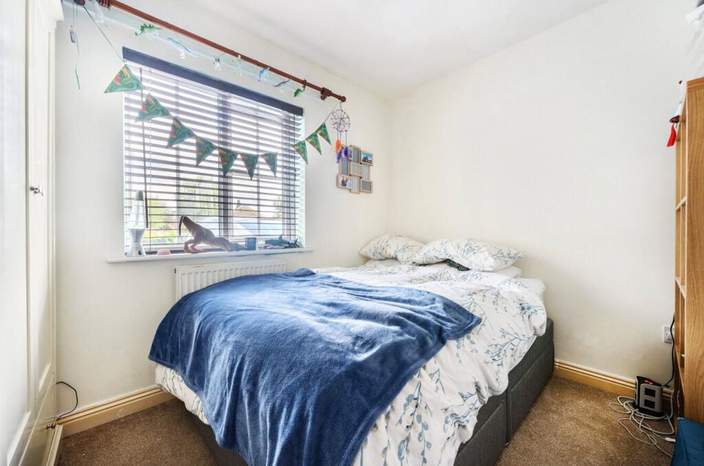 1302427-8-6843131...