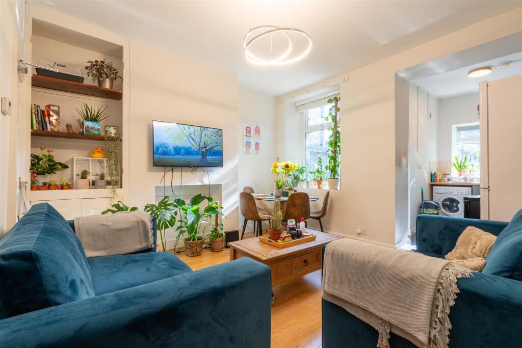 139 Howard 8.jpg