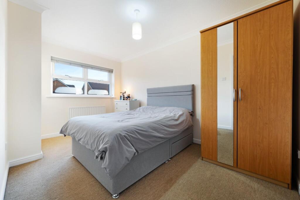 60 Saxby Avenue HDR-9.jpg