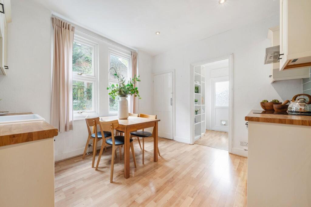 Kitchen (1)