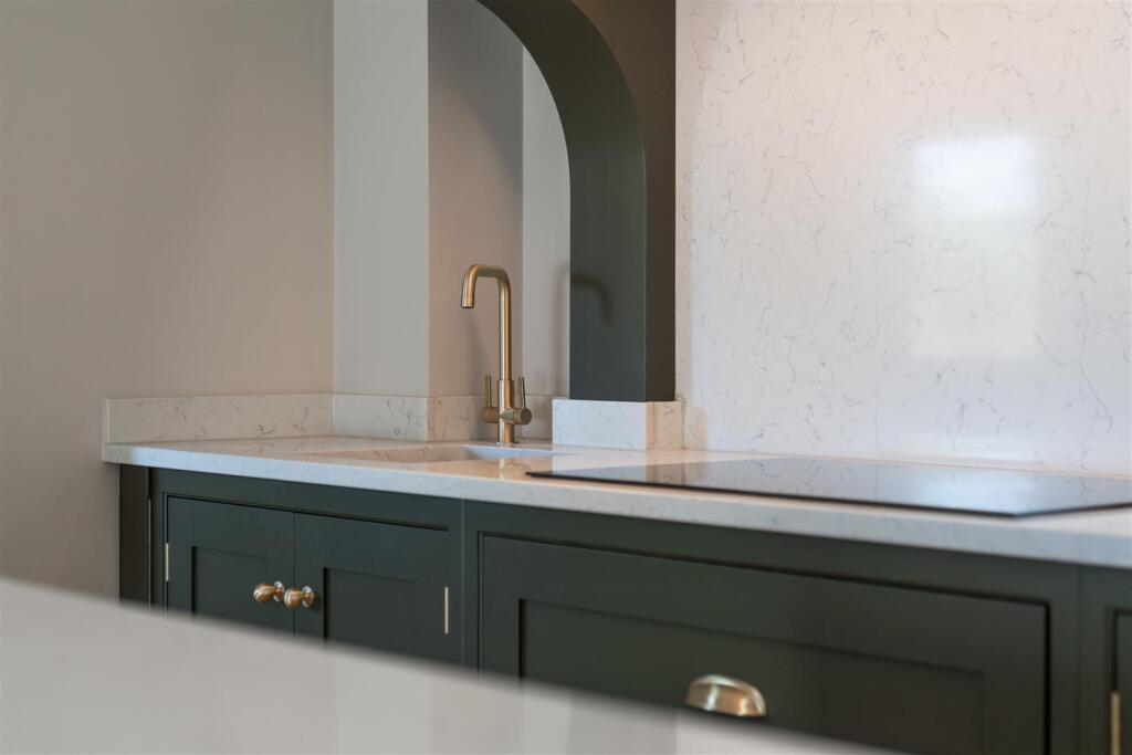 Open Plan Kitchen-16.jpg