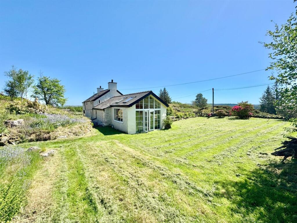 PHOTO-2025-05-28-06-48-41 (3).jpg