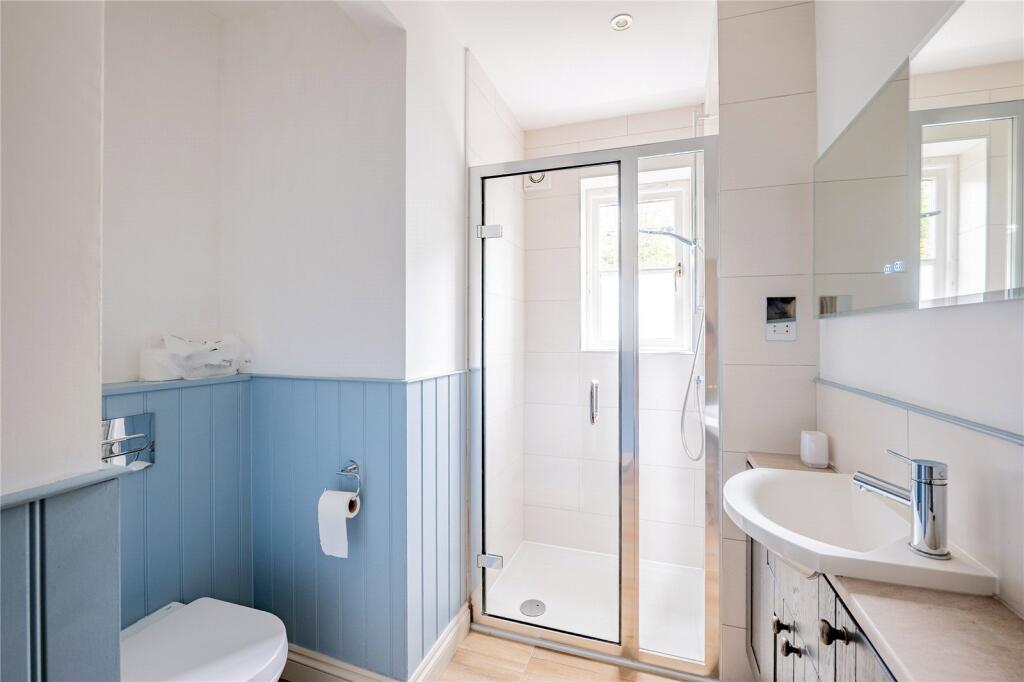 Cloakroom + Shower