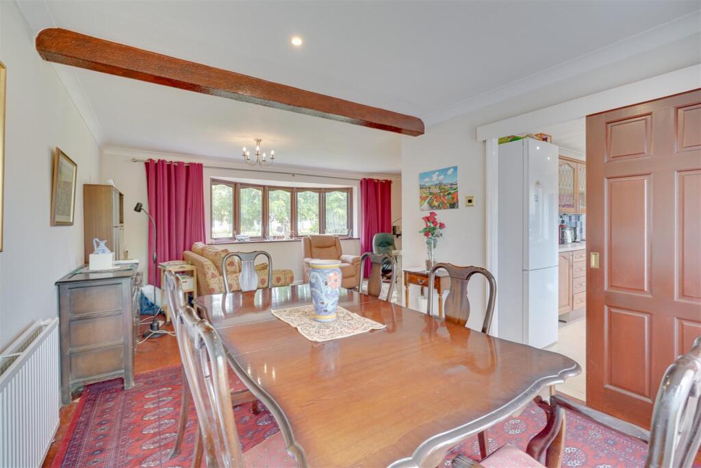 4 Spring Ln, Bottisham,--2.jpg