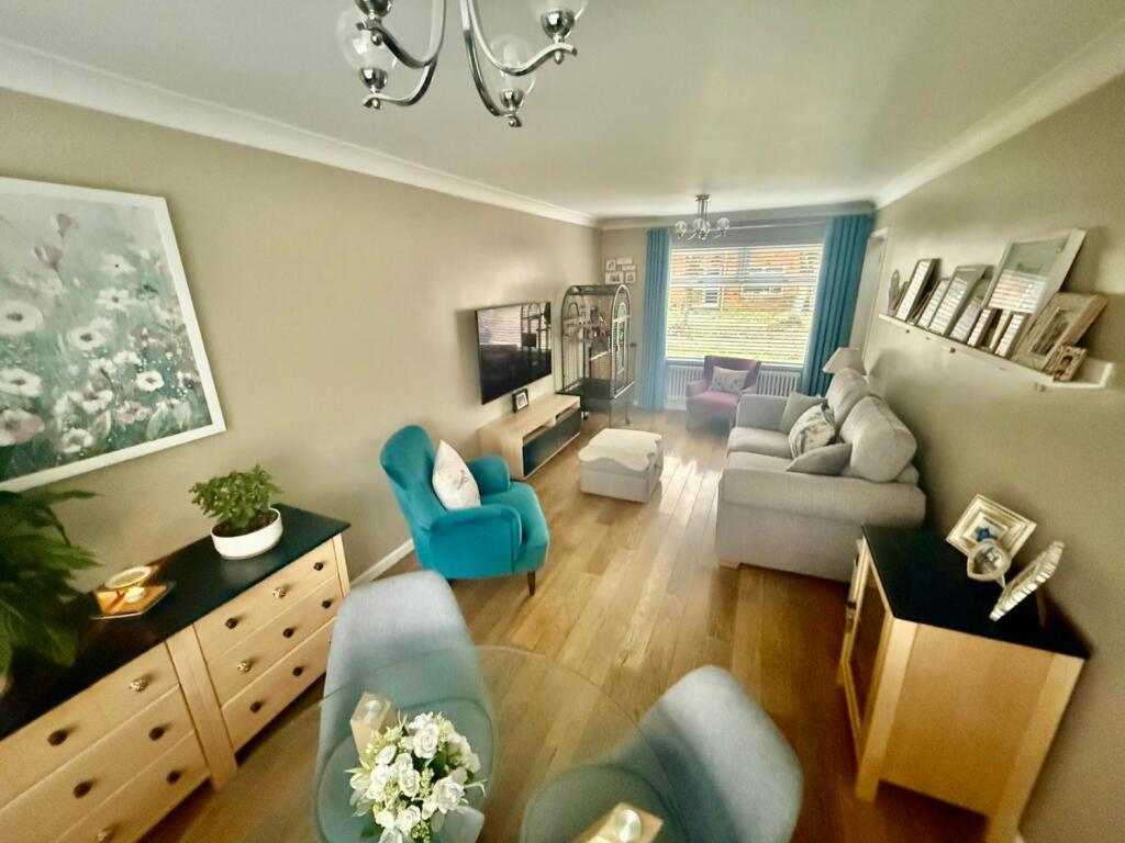 PHOTO-2025-11-08-20-58-36 19