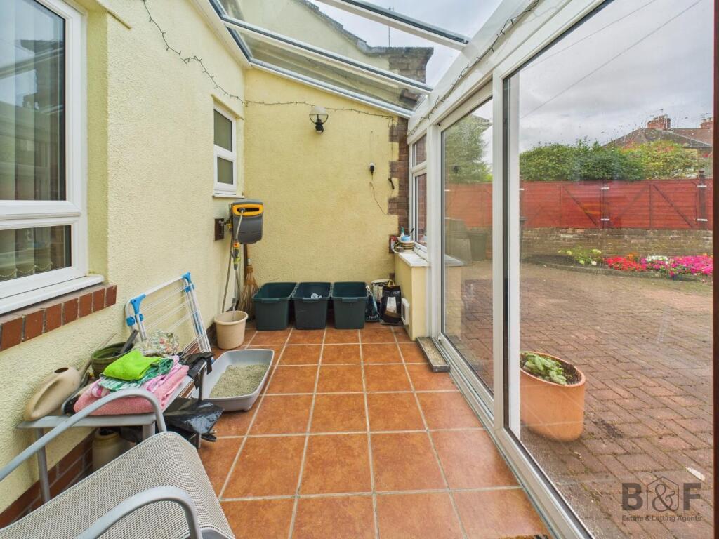 CAM01872G0-PR0465-STILL020.jpg
