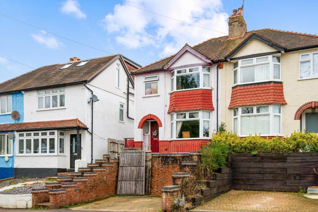 ASHURST ROAD (14).jpg