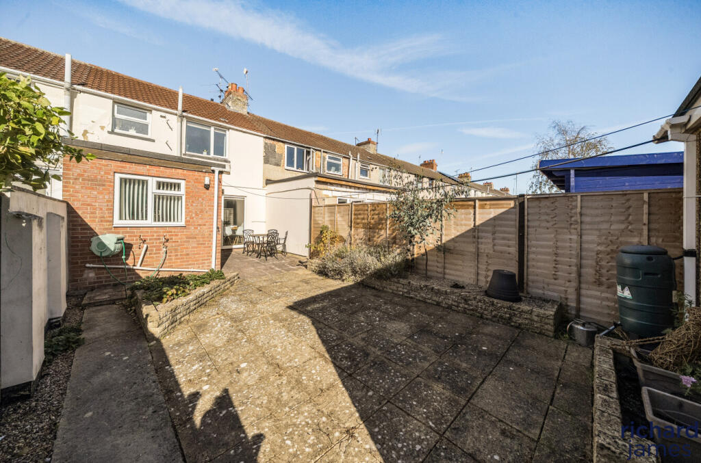 63db2fde25504d6f86bde0e512568933