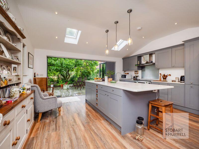 Kitchen Outlook