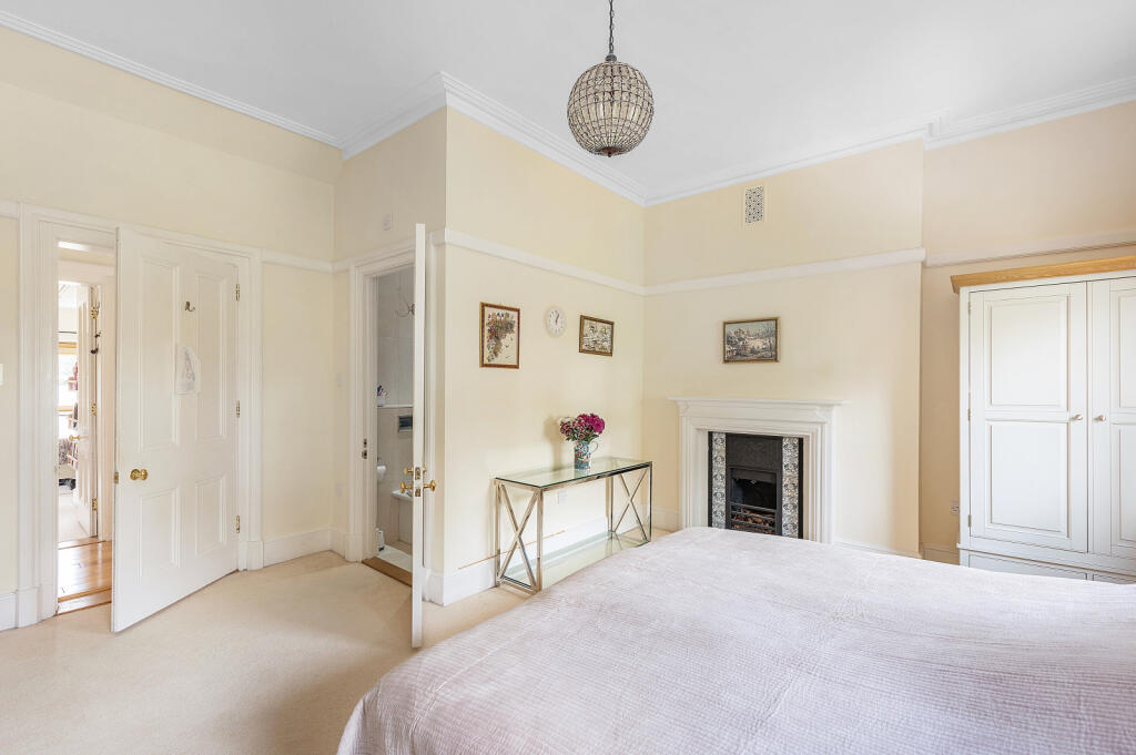 Principal Bedroom