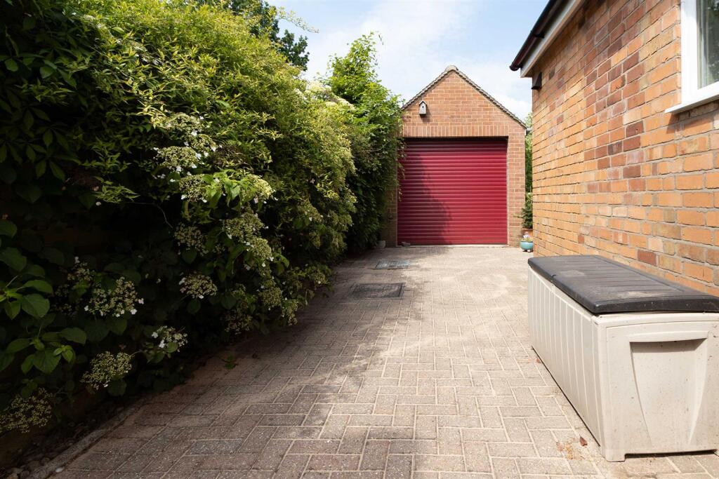 12 Longrood Road (1).jpg