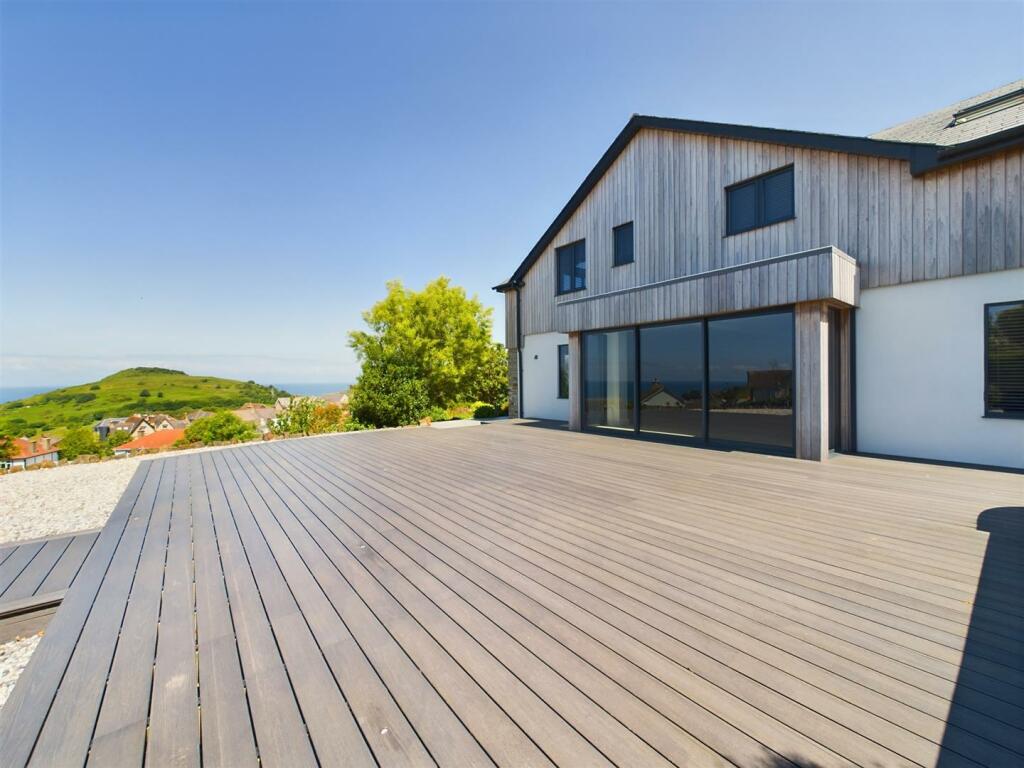 Side Deck.jpg