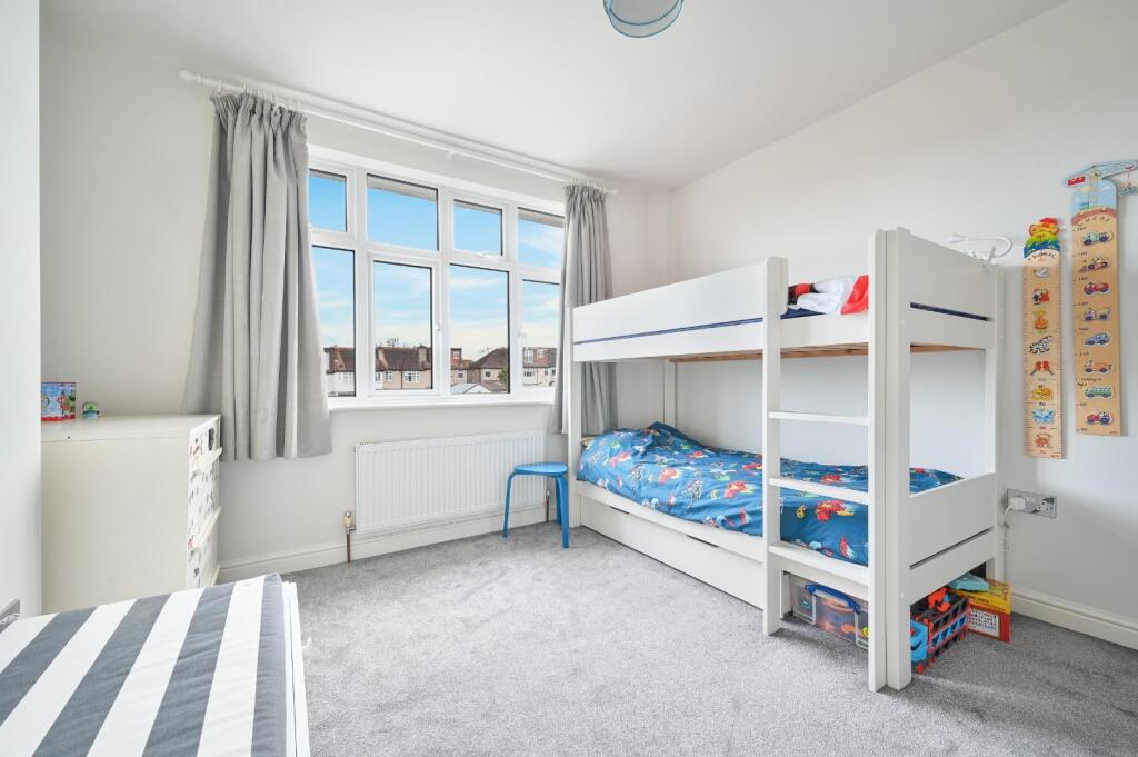 STONELEIGH AVENUE,  (15).jpg