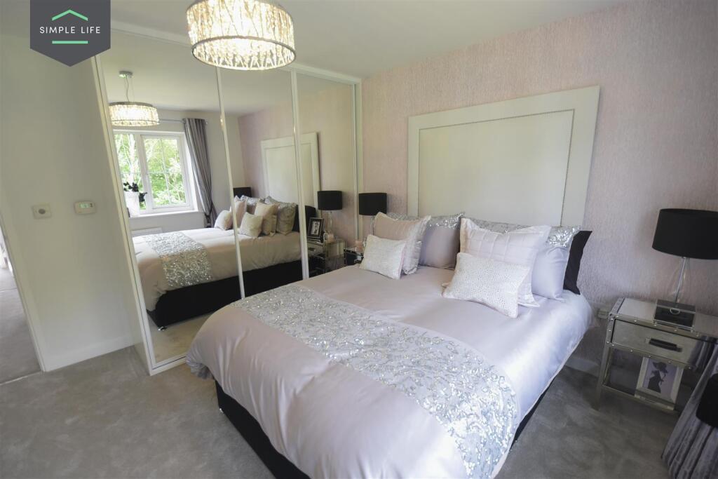 Laskill_master bedroom_.jpg