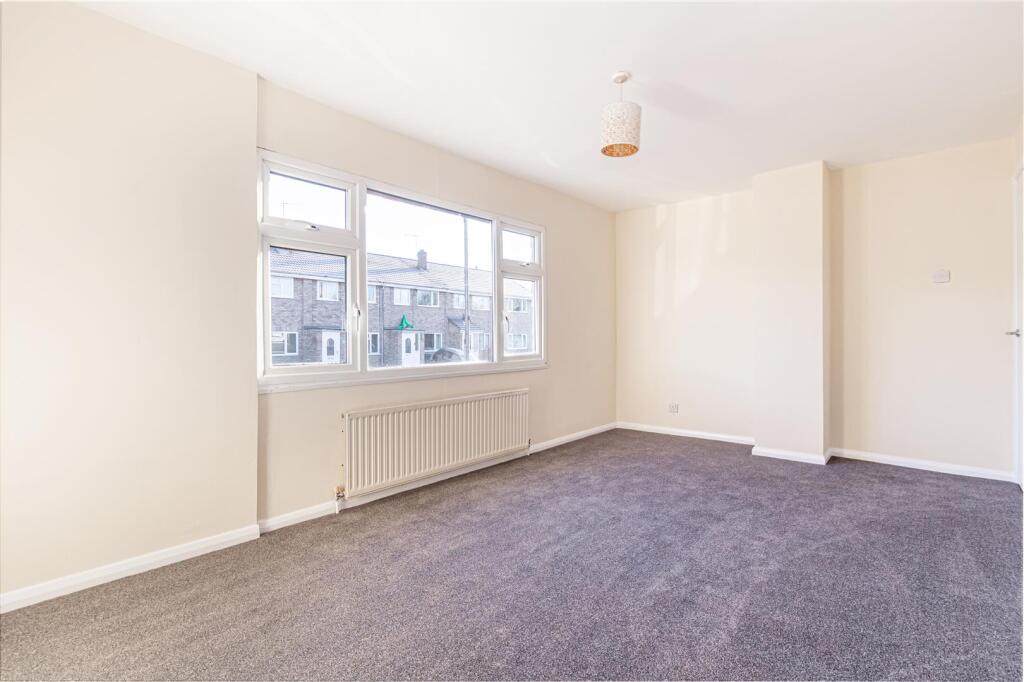 Bedroom-1-3.jpg