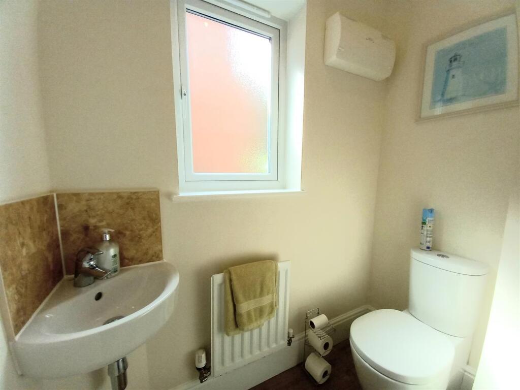 17 Hughes Gdns WC.jpg