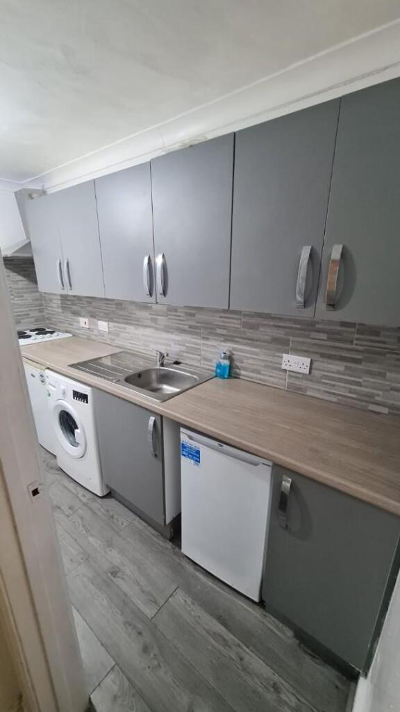 WhatsApp Image 2025-02-04 at 19.32.58 (1).jpeg