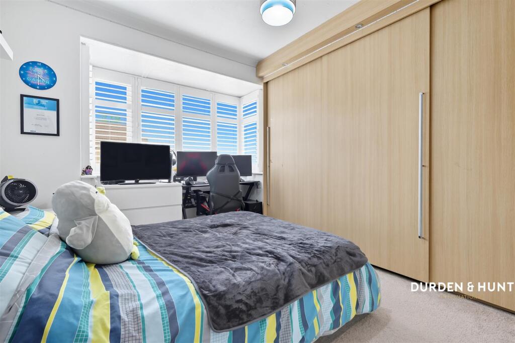 Northumberland Avenue