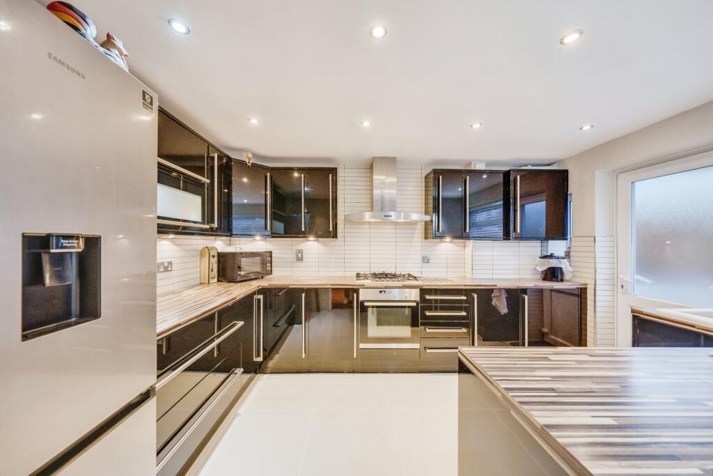 Breakfast Kitchen