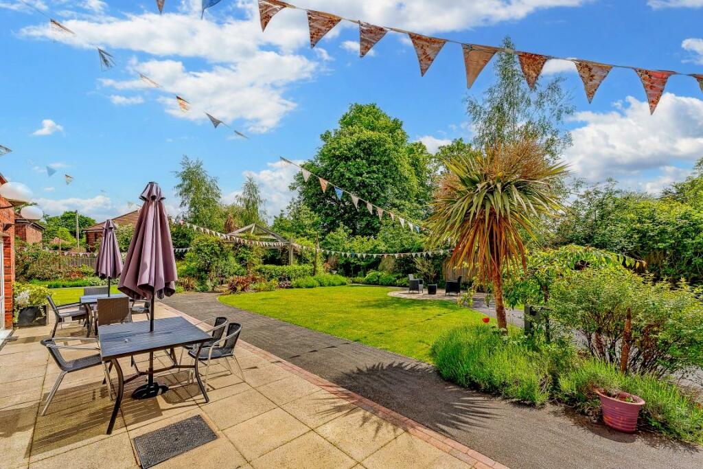 8552318-Stills-exterior03(1) (Medium).JPG