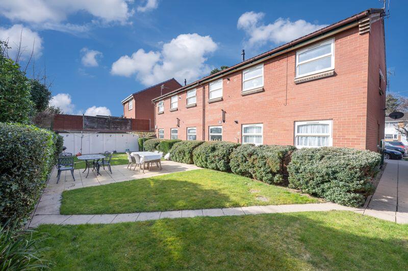 REAR COMMUNAL GARDENS